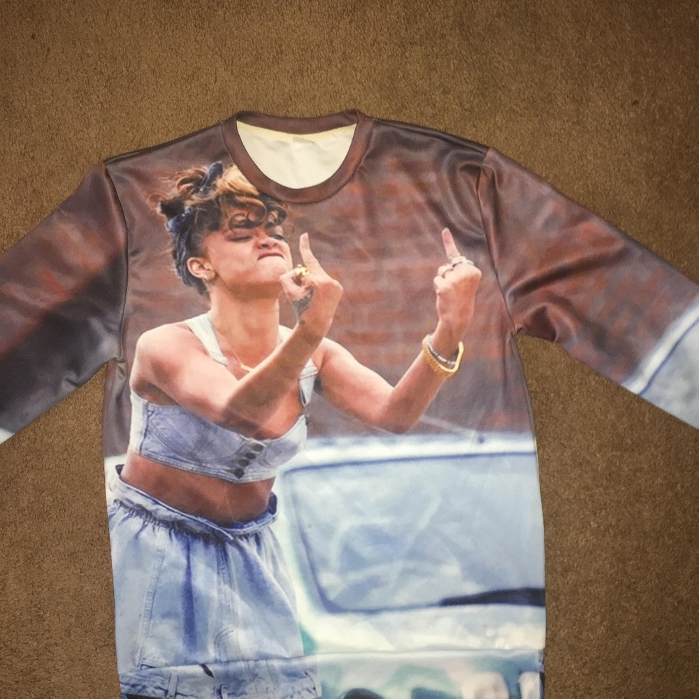 Rihanna sweater